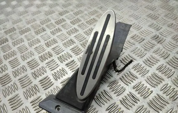 Mini One - Cooper Clubman R55 Accelerator throttle pedal 74766500 74766535426786592 120373