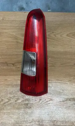 Volvo V70 Rear/tail lights 9154494