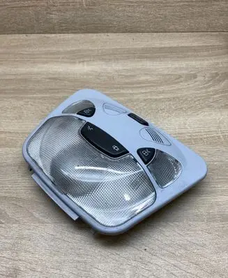 Mercedes-Benz C W203 Front seat light A2038202301 2JM008793