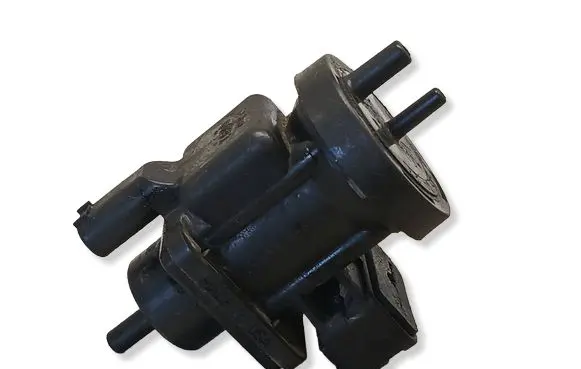 Mercedes-Benz S W220 Turbo solenoid valve A0005450427 000545