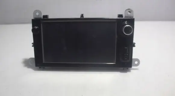 Renault Clio IV Radio/GPS head unit trim 