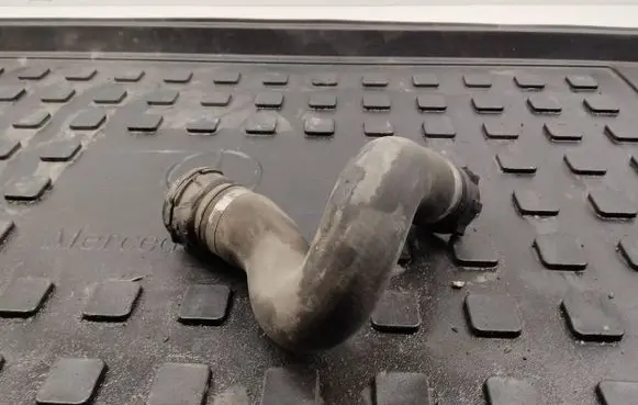 Audi A6 S6 C7 4G Engine coolant pipe/hose