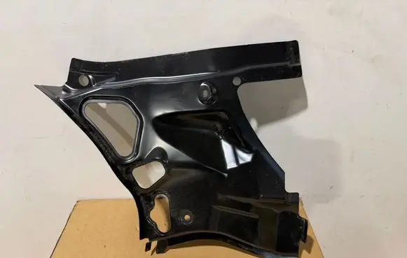 Tesla Model Y (C) pillar trim 1487737B