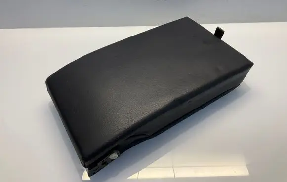 Mercedes-Benz CLS C219 Rear seat armrest A2199700030 2199700030