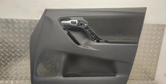 Toyota Verso Front door card panel trim 67777X1F02