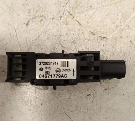 Jeep Grand Cherokee (WK) Airbag deployment crash/impact sensor 04671779AC