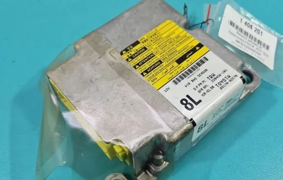 Toyota Corolla E160 E170 Airbag control unit/module 228456-101 IMPRK1408201