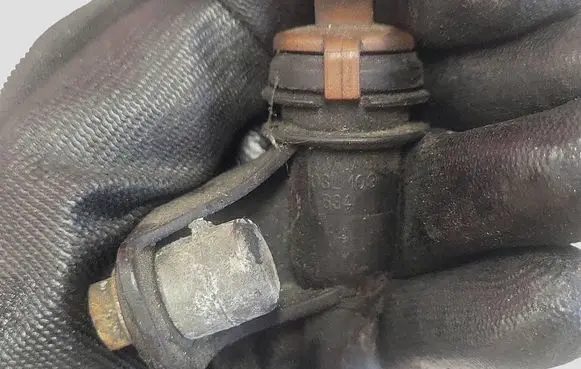 Volkswagen PASSAT B6 Oil level dip stick