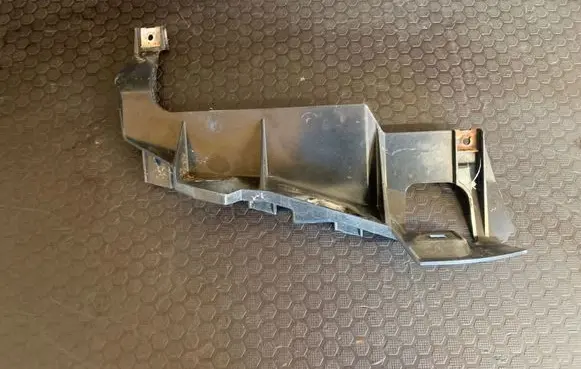 BMW 5 E39 Headlight/headlamp mounting bracket 15372300