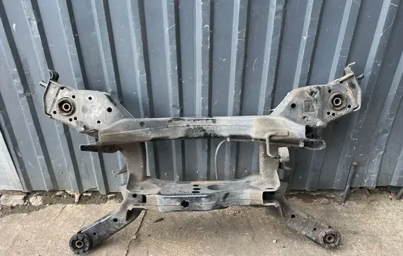 Nissan X-Trail T33 Rear subframe