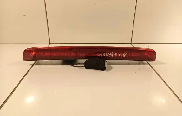 Toyota Avensis T250 Third/center stoplight