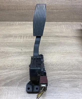 Opel Vectra C Accelerator throttle pedal 9186724CE