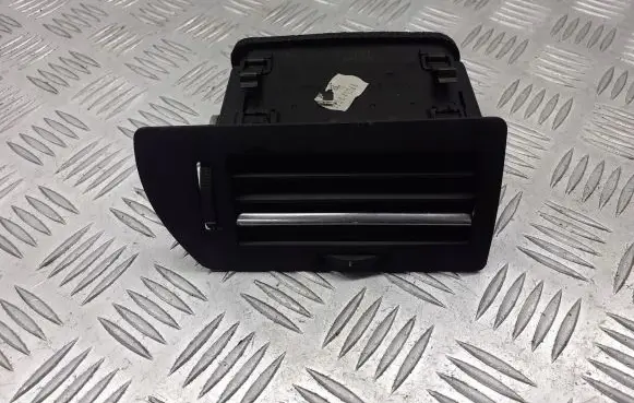 Opel Astra H Dashboard side air vent grill/cover trim 24465728