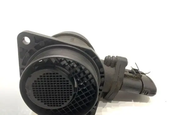 Volkswagen Golf V Mass air flow meter 038906461B