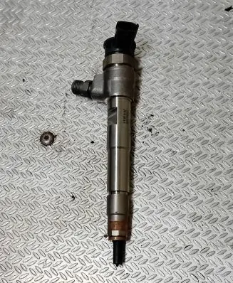 Renault Megane IV Fuel injector 0445110800 43705