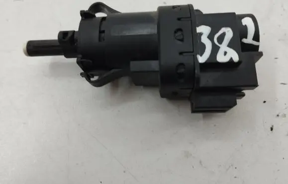 Ford Focus Brake pedal sensor switch 3M5T13480