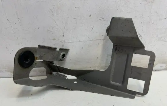 Mercedes-Benz C AMG W205 Other engine bay part A2055050041