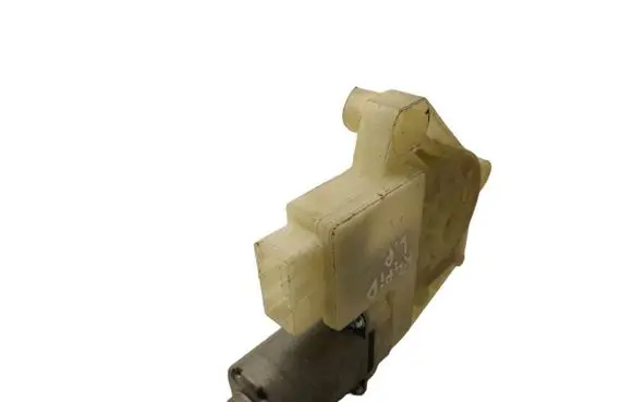 Skoda Rapid (NH) Front door window regulator motor 5JA959811K