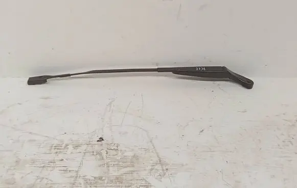 Audi TT TTS RS Mk3 8S Front wiper blade arm 8S2955407