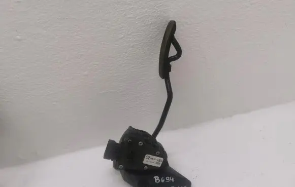 Opel Combo C Accelerator throttle pedal