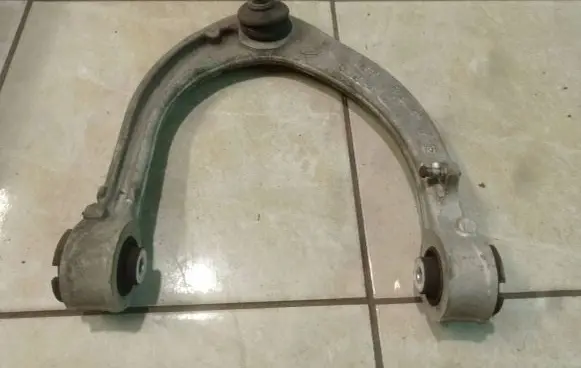 Land Rover Range Rover L405 Front upper control arm/wishbone CPLA3084AA