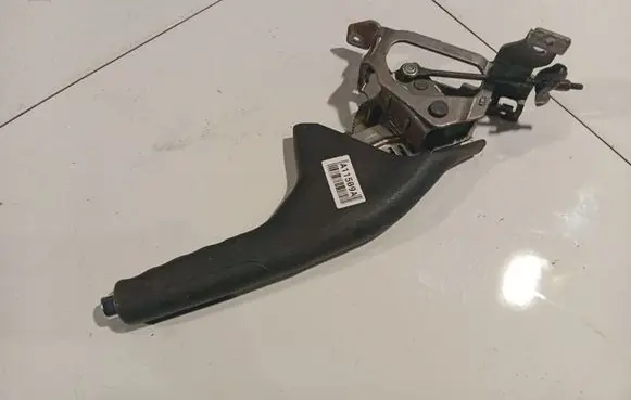 Skoda Octavia Mk2 (1Z) Handbrake/parking brake lever assembly