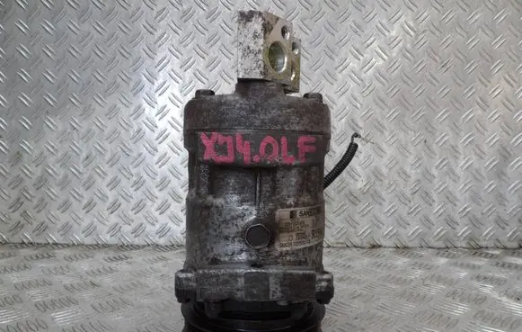 Jeep Cherokee XJ Air conditioning (A/C) compressor (pump) 