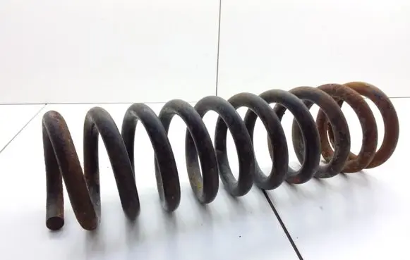 Mercedes-Benz C W202 Rear coil spring
