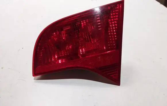 Audi A4 S4 B7 8E 8H Tailgate rear/tail lights 8E9945094