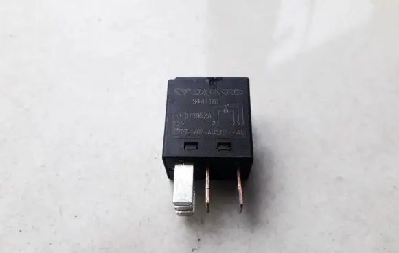 Volvo S60 Other relay V23074 9441161