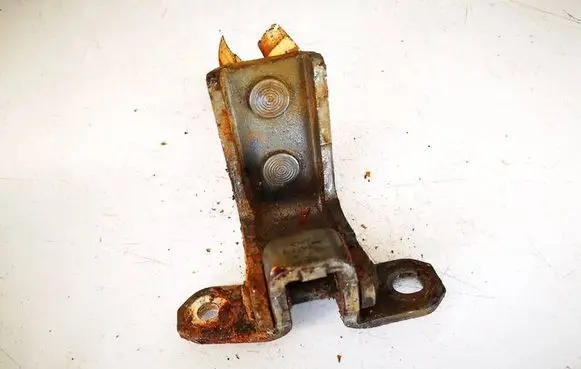 Suzuki Swift I Rear door lower hinge