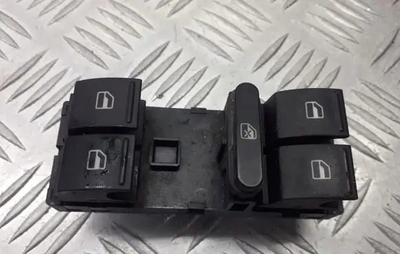 Volkswagen PASSAT B6 Electric window control switch 1K4959857B