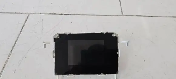 Ford Focus Screen/display/small screen E11035345 EM5T18B955BB