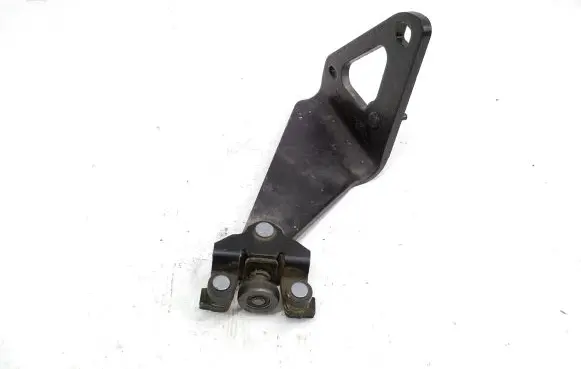 Opel Vivaro Sliding door lower roller guide/hinge 745978999R 93451800