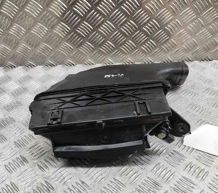 Mercedes-Benz E W213 Air filter box A0061539728 0261230190