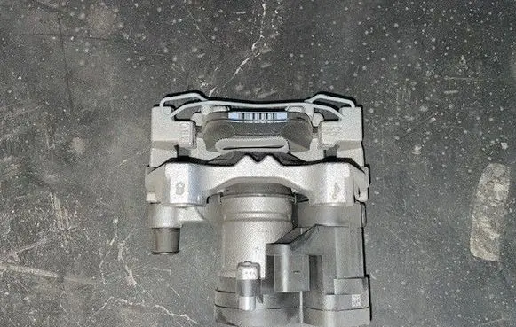 Mercedes-Benz E W124 Front brake caliper 5Q0615405-II
