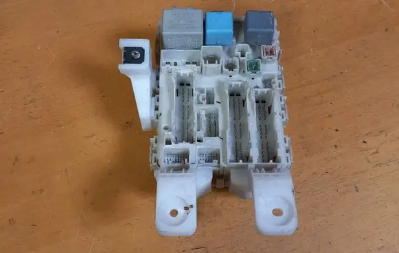 Toyota Prius (XW20) BSM Control unit 406220097