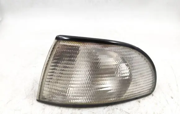 Audi A4 S4 B5 8D Front indicator light 084411514