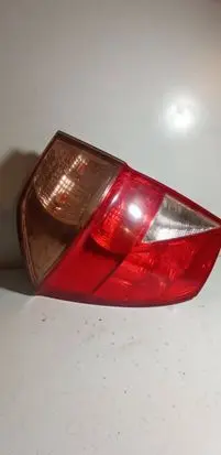 Honda FR-V Rear/tail lights E110927