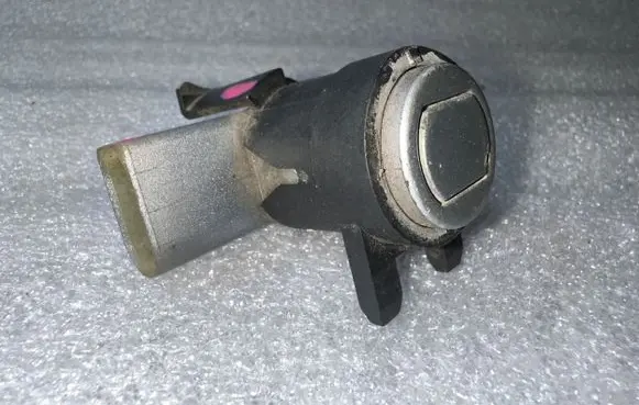 Audi A6 S6 C6 4F Parking PDC sensor 4B0919275A