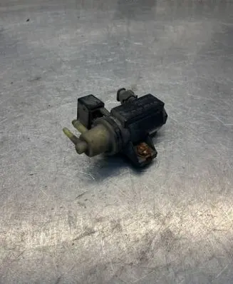 Mercedes-Benz A W169 Turbo solenoid valve A0061536628 07T213 70078202