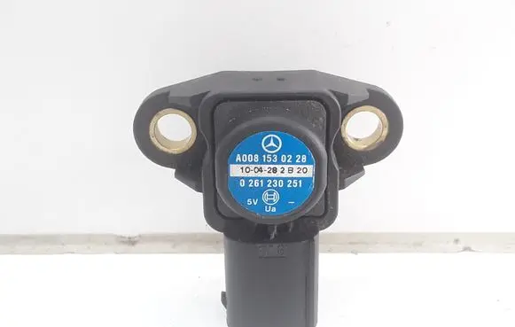 Mercedes-Benz C W204 Air pressure sensor A0081530228