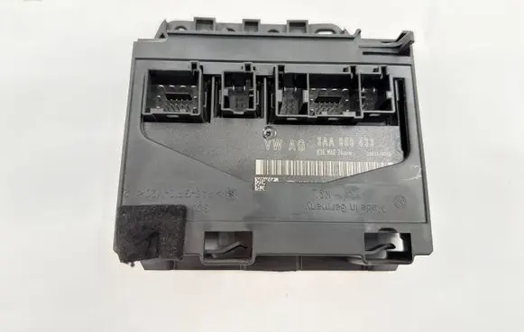 Volkswagen PASSAT B7 Comfort/convenience module 3AA959433
