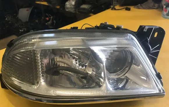 Alfa Romeo 166 Headlight/headlamp