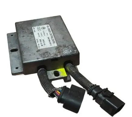 Volkswagen Golf IV Reducing agents exhaust control unit 036906263C