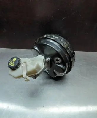 Volvo V70 Brake booster 6G912B195EE P30736894
