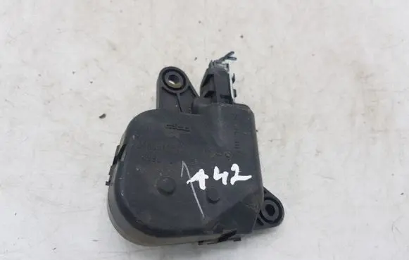 Chrysler Pacifica Air flap motor/actuator 04886465AA 58024E 085047