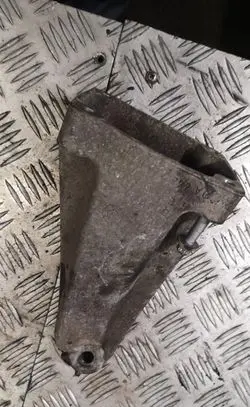 Mercedes-Benz C W204 Engine mounting bracket a6462230704