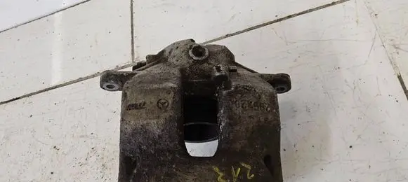 Mercedes-Benz E W212 Front brake caliper 29528