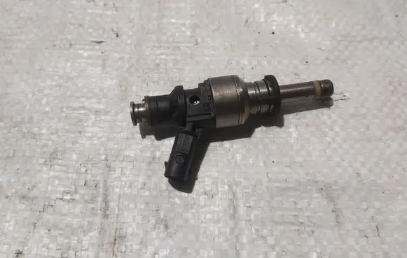 Audi A8 S8 D4 4H Fuel injector 079036G 1079036G